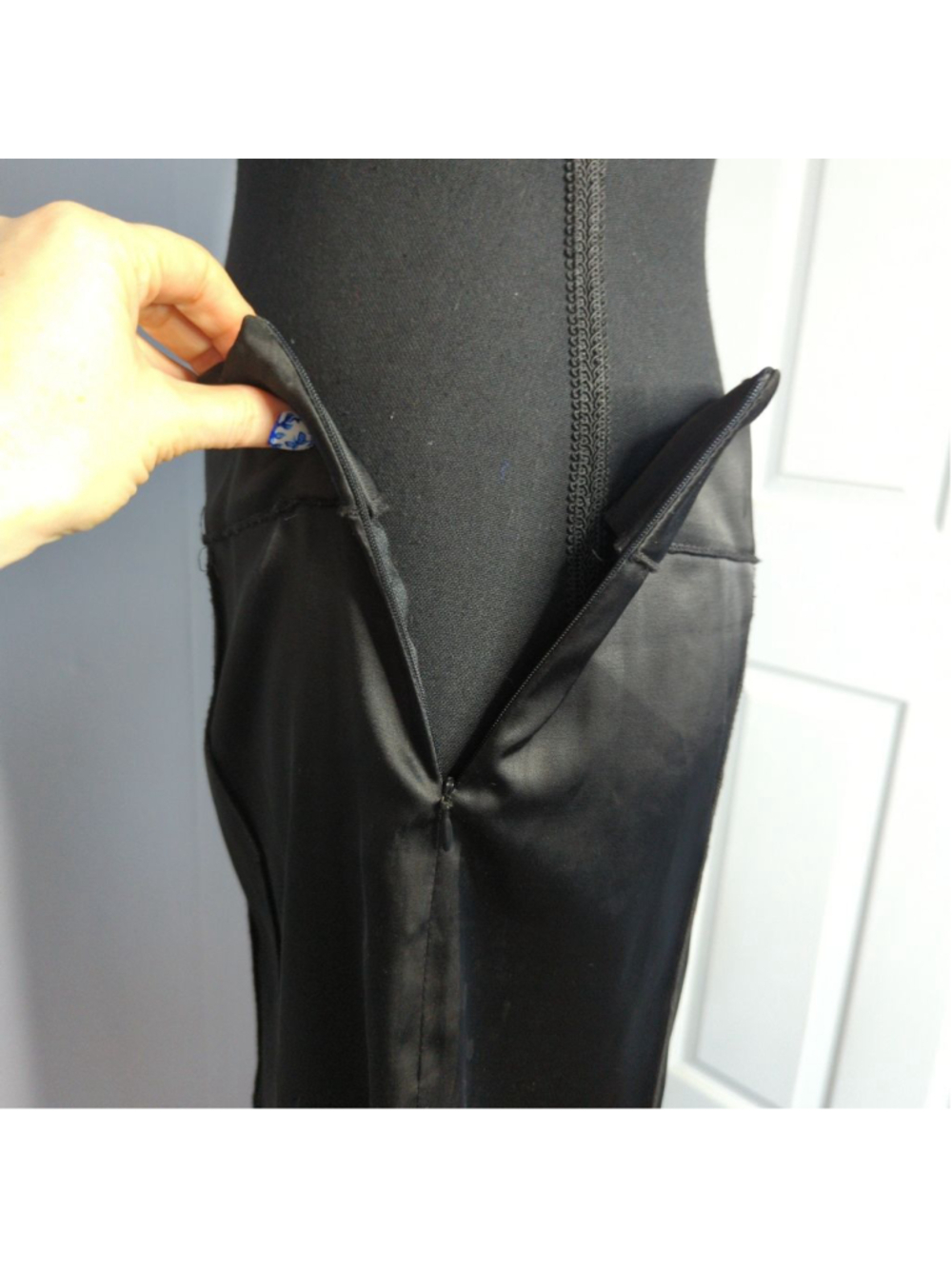 Vtg Nira Nira Black Satin Car Wash Panel Midi Skirt Sz 10 90s Goth Witchy - Picture 10 of 15